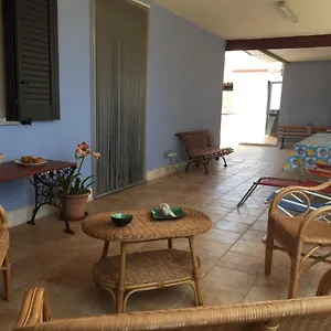 https://martina-casa-vacanze.sicilyhotelsitaly.net